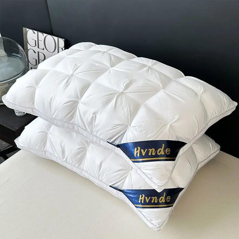 2er-Set Hotel-Kollektion Tiefschlaf-Kissen – Nackenstütze, formstabil, hautfreundlich, geeignet für Seitenschläfer, Rückenschläfer und Bauchschläfer