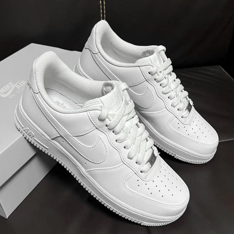 Gebrauchtes Gebraucht Herren Nike Air Force 1 Sneaker Brandneu in Neuem Zustand Weiß Unbenutzt und in Top Qualität Pre Owned