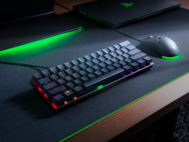 Huntsman Mini ( Red Switch) German Layout